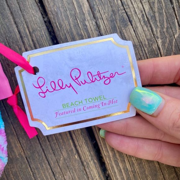Lilly Pulitzer Luxe Beach Towel in “Coming in Hot” - Picture 4 of 5